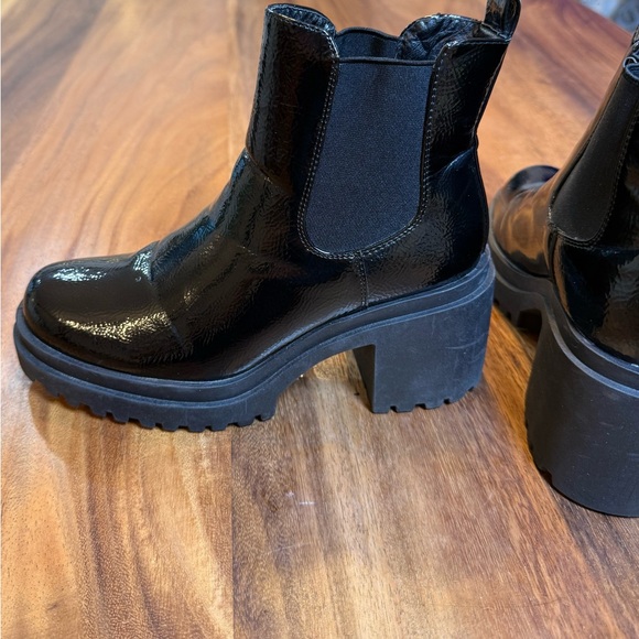 Diba Glossy Black Heeled Boots - Picture 6 of 11